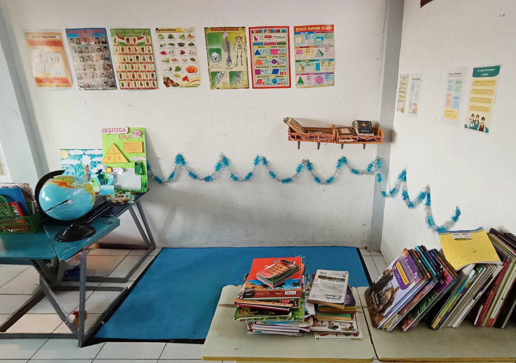 Karya Siswa: Pembuatan Kerajinan Tangan